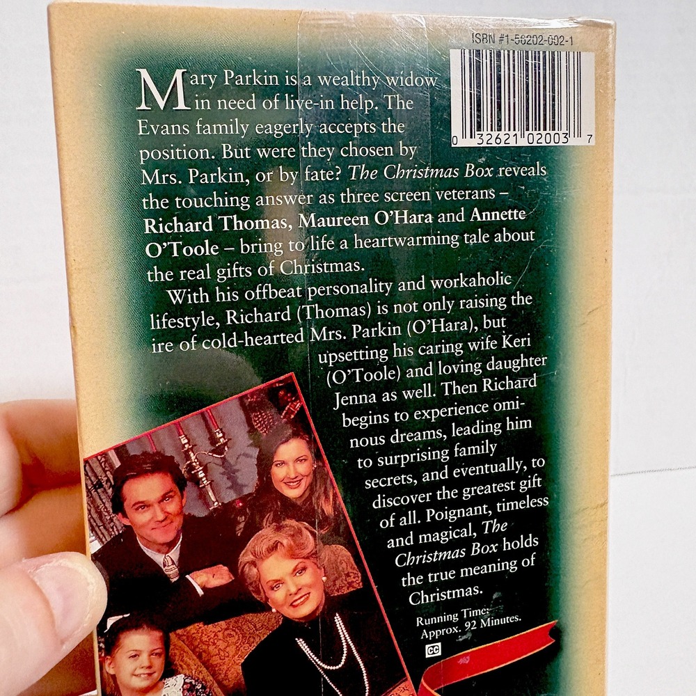 The Christmas Box 1995 VHS Richard Thomas Maureen O'Hara Holiday Movie SEALED - Picture 9 of 9